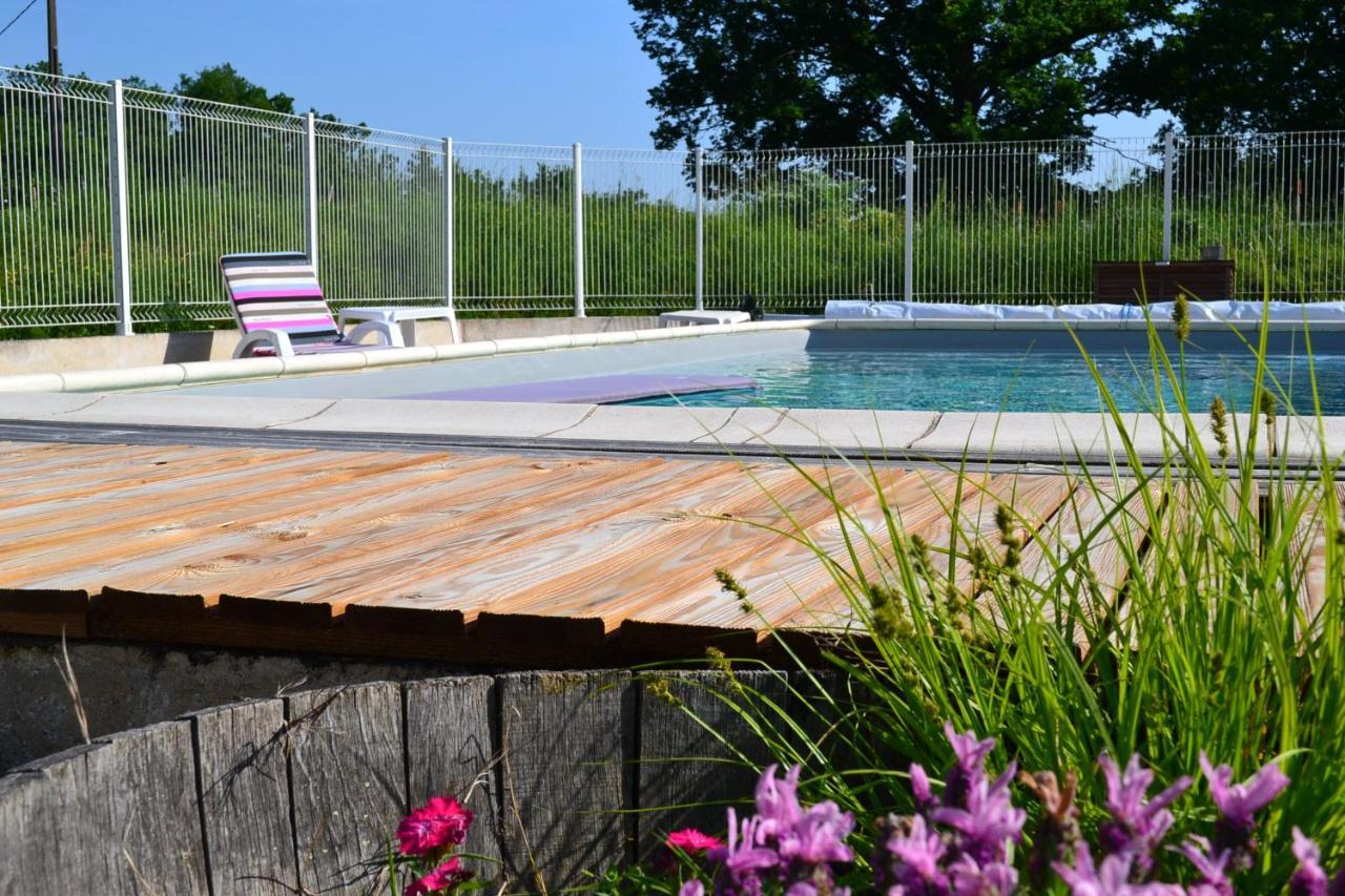Couanac gîte familial à la campagne avec piscine Cayriech Extérieur photo